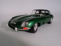 1:18 Bburago Jaguar Type E 1961 Green Metallic